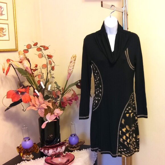 NWT DOLCE VITA Unique Designed Black Stretchy Well Tailored Quality Dress - Picture 1 of 8